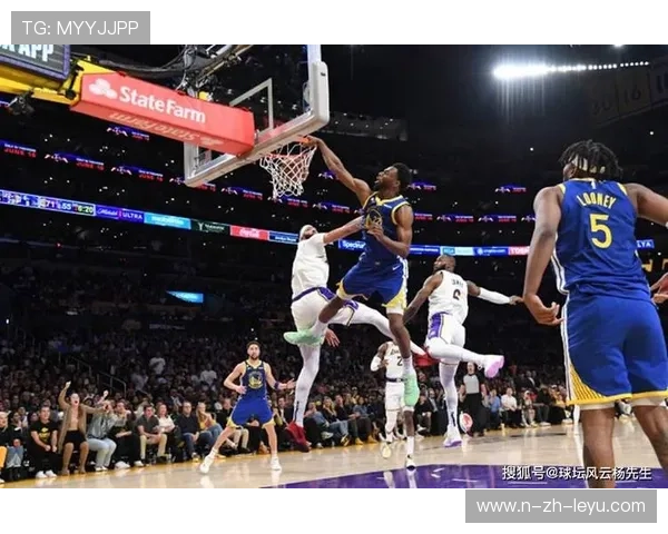 勇士格林妙传制造中锋空位暴扣 勇士格林妙传制造中锋空位暴扣