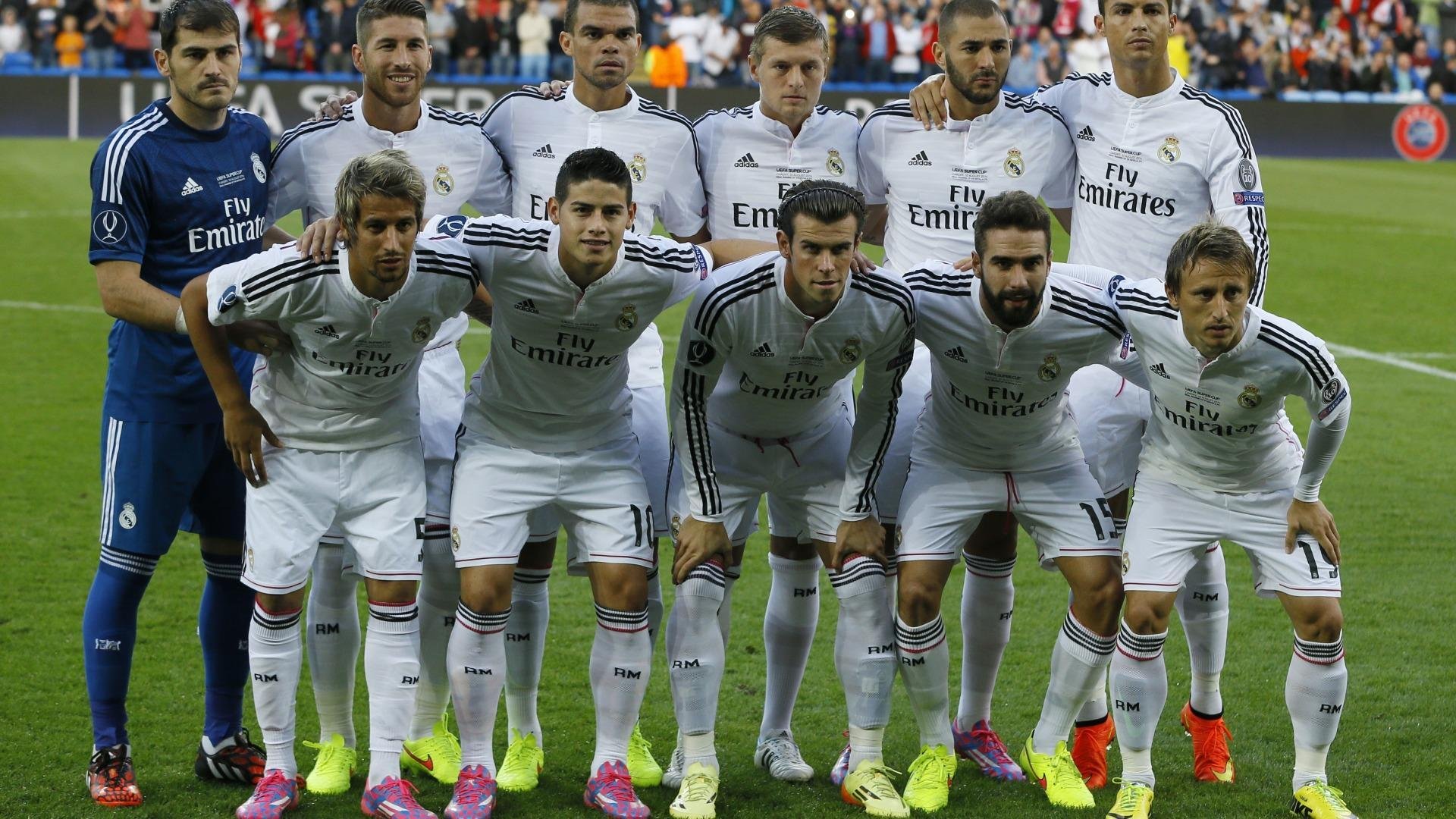 巴西队在南美预赛中占据领先位置