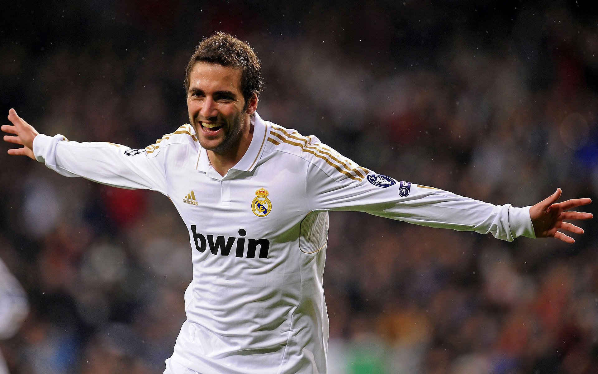 英超激烈角逐:精彩场面令人血脉贲张!,英超精彩视频